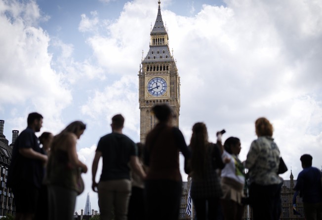 Statistics show about 46,900 Hongkongers arrived in the UK under the BN(O) scheme in its first year and will soon be able to apply for permanent settlement. Photo: EPA-EFE