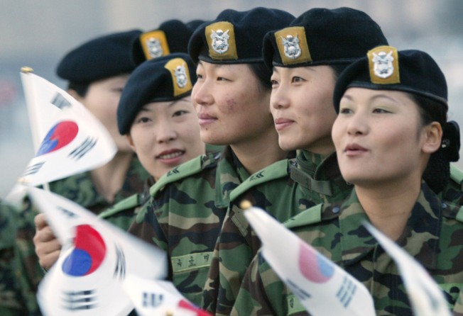 Photos military women In Photos: