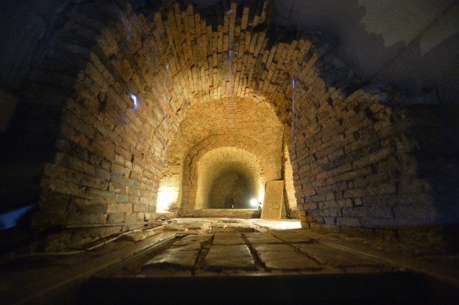 Lei Cheng Uk Han Tomb was discovered in 1955 but the tomb is found to be nearly 2,000 years old.