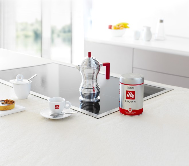 The Alessi Moka Hamper makes an ideal gift this holiday season.