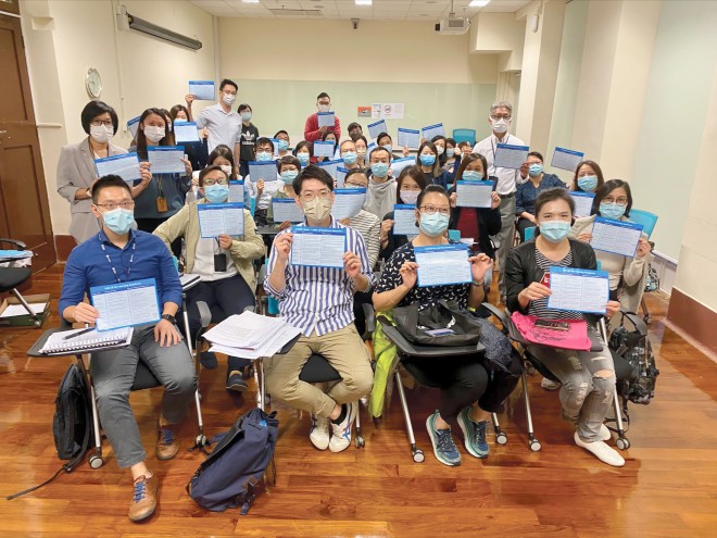 Forty local nurses participated in the nursing handover communication training.