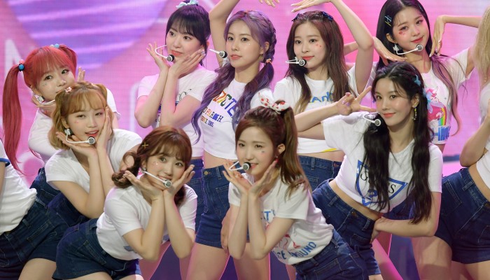 happy-6th-anniversary-to-iz-