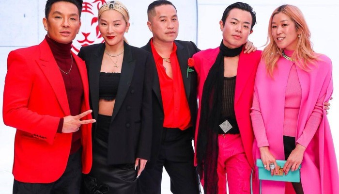 Happy Friday SLAYS!!!!! 🐉🐲 🫰🏼I pull up in that skrrrrrr w the squad all foreign in a foreign 🏎️🏁 #slaysian