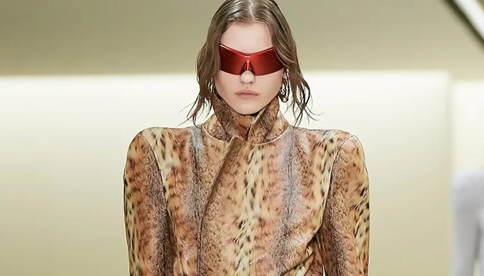 PFW2023: Balenciaga attempts redemption after bondage bear scandal creative director Demna returned to the luxury fashion brand's roots after Kering boss Franois-Henri Pinault's recent comments | South China Morning Post PFW2023: Balenciaga attempts redemption after bondage bear scandal creative director Demna returned to the luxury fashion brand's roots after Kering boss Franois-Henri Pinault's recent comments | South China Morning Post
