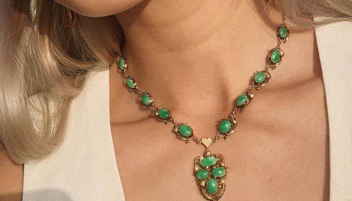 jadeite jewelry photos