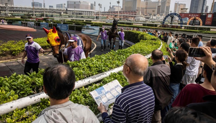 Macau holds its final horse race, ending a tradition of over 40 years