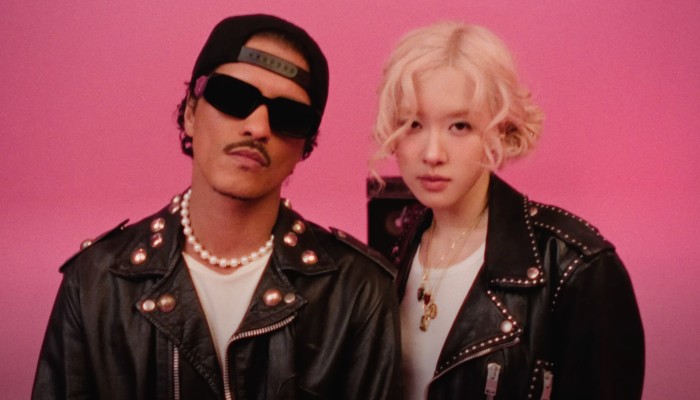 BLACKPINK's Rosé Shares Insights on 'Apartment' Game and Its Popularity Among Foreign Friends
