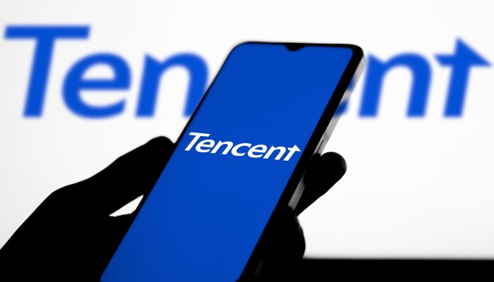 🟥 "Mercati Azionari Asiatici in Calo: Segnali di Esaurimento dopo il Rally di Wall Street"