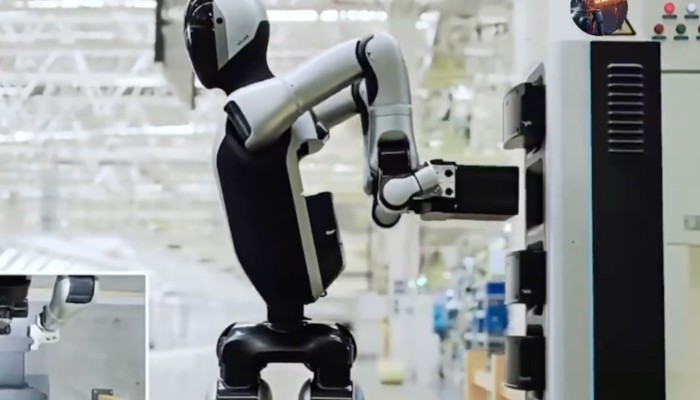 China unveils world's first humanoid robot that changes its own batteries | South China Morning Post