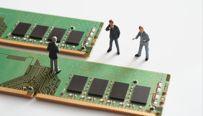 Memory chip prices surge amid strong demand from the AI sector: analysts