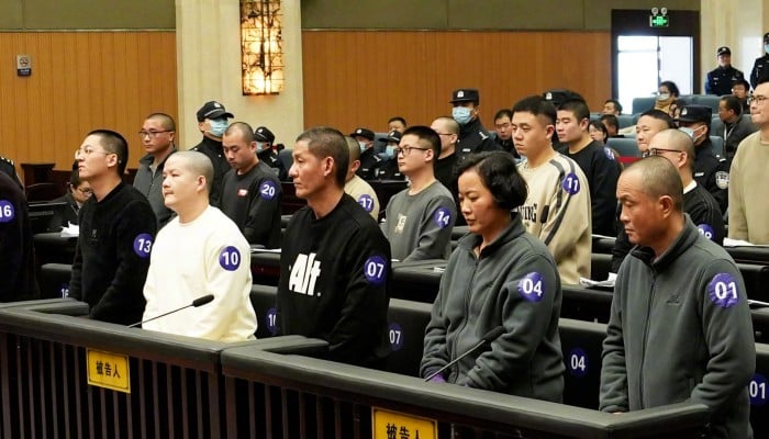 China executes 11 members of telecoms syndicate