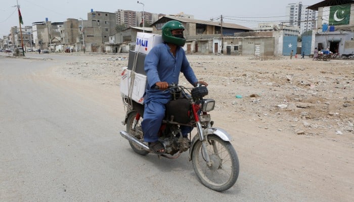Surging fuel prices hit Asia’s workers