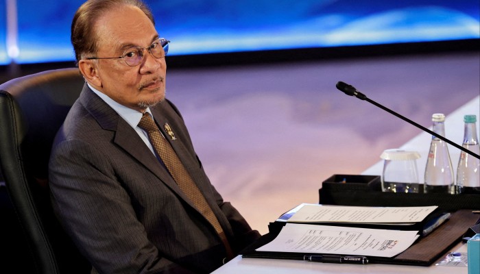 Malaysia's Political Speculation: The Position of the Unity Government and Current Issues