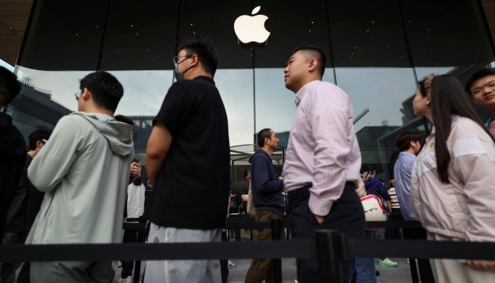 iPhone 18 Pro China Launch Drives 12% YoY Growth | Premium Smartphone Demand Signals Seller Opportunity