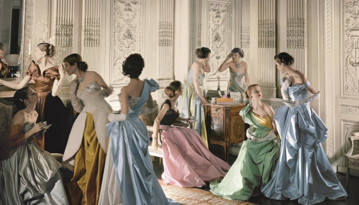 Photos: The 1950s Resurgence of Parisian Couture in Fashion