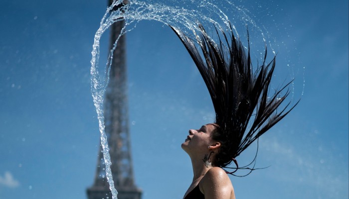 Temperature Rises As Heatwave Hits Europe South China Morning Post