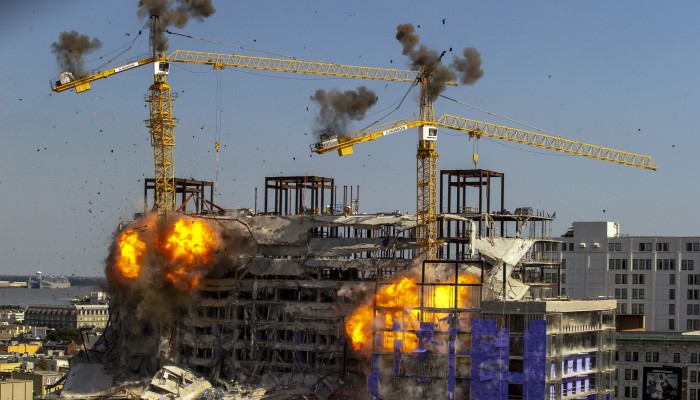 Two Toppled Cranes Destroyed In Successful Controlled Explosion At Site Of Collapsed New Orleans Hard Rock Hotel South China Morning Post