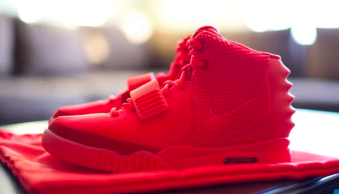 Nike Yeezy Air 2 Red October Kanye West