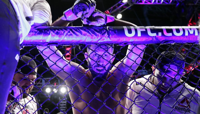 Shorts reebok ufc violet store