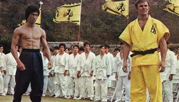 Stars of clearance enter the dragon