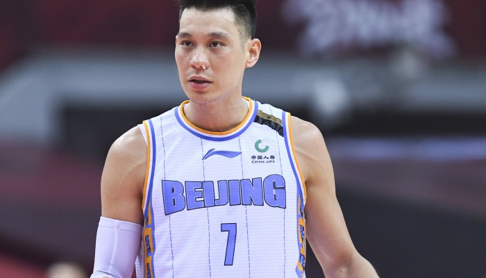 Tearful Jeremy Lin Seeks NBA Return after One Season in China