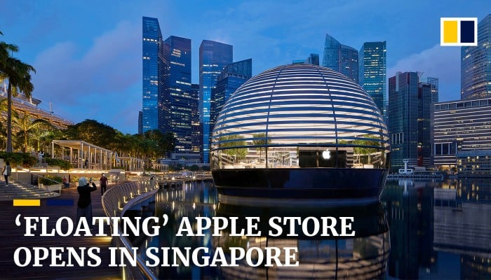 We Got A Tour Inside The World's First Floating Apple Store, Which Opens  Sep 10 At Marina Bay Sands - TODAY