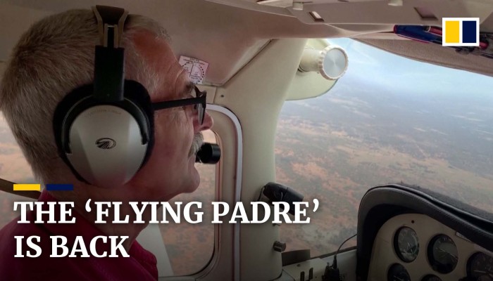The Flying Padre Returns Australia S Flying Pastor Delivers Holiday