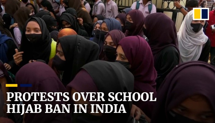 School Hijab Ban Triggers Clashes Between Hindu And Muslim Students In ...