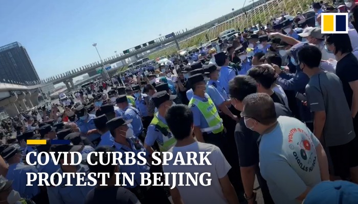 Residents in Beijing satellite city protest against Covid rules ...