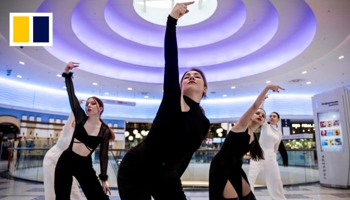 Russian teens dance to K-pop amid Asian culture boom