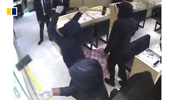 Alleged robbers storm Hong Kong watch and jewellery store | South China Morning Post