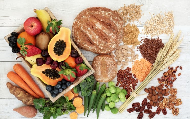 A new study suggests eating an anti-inflammatory diet may lower dementia risk by almost 30 per cent, even in those with the markers for Alzheimer\'s that show up long before onset. Photo: Shutterstock