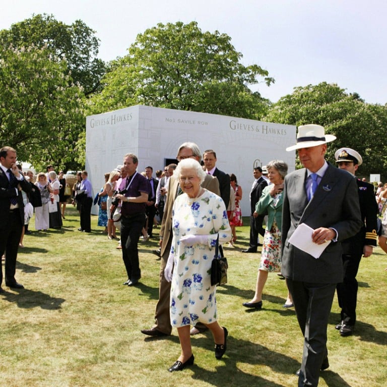 Queen Elizabeth II and Sir David Walker