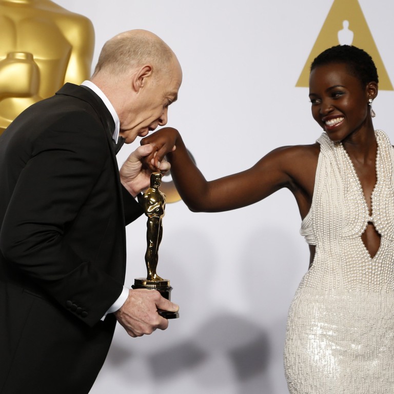 Crime Of Fashion Lupita Nyongos Hk12m Pearl Covered Oscars Dress Is Stolen South China 9341