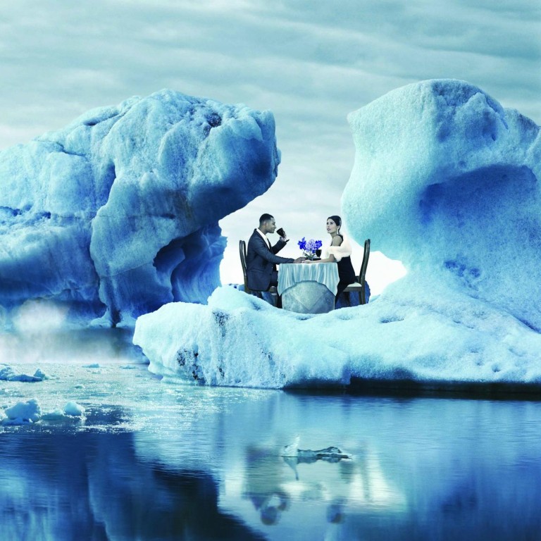 Couples can opt for dinner in exotic destinations. Photos: Corbis, Thinkstock