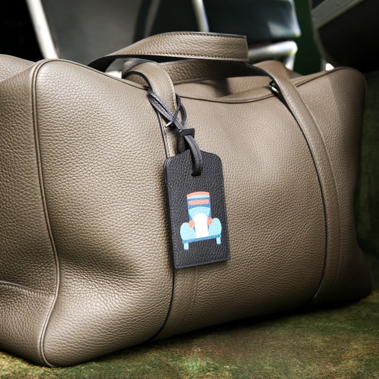 The iconic Limousine series has been updated with the latest addition of the Limousine 45 and mosaic accessories