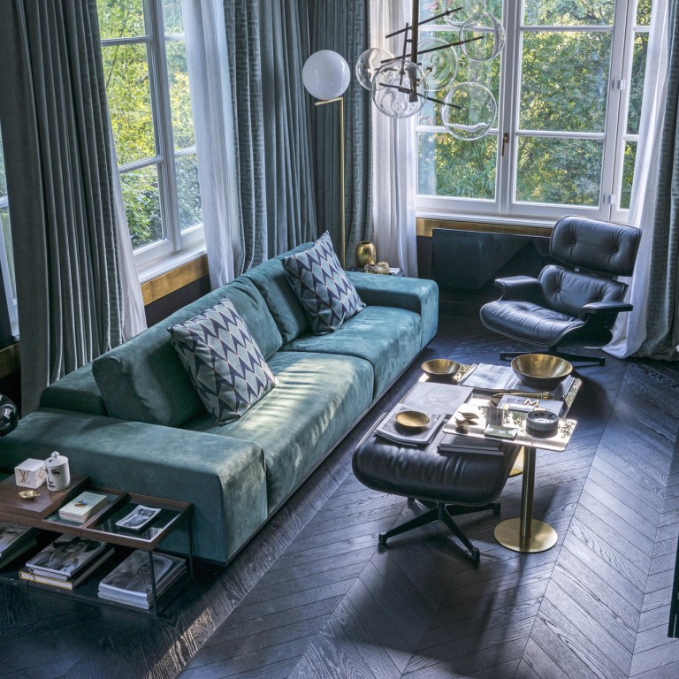 Smoky walls and dark wooden floors are paired with soft fabrics in jewel tones. Photography: Valentina Sommariva / Living Inside
