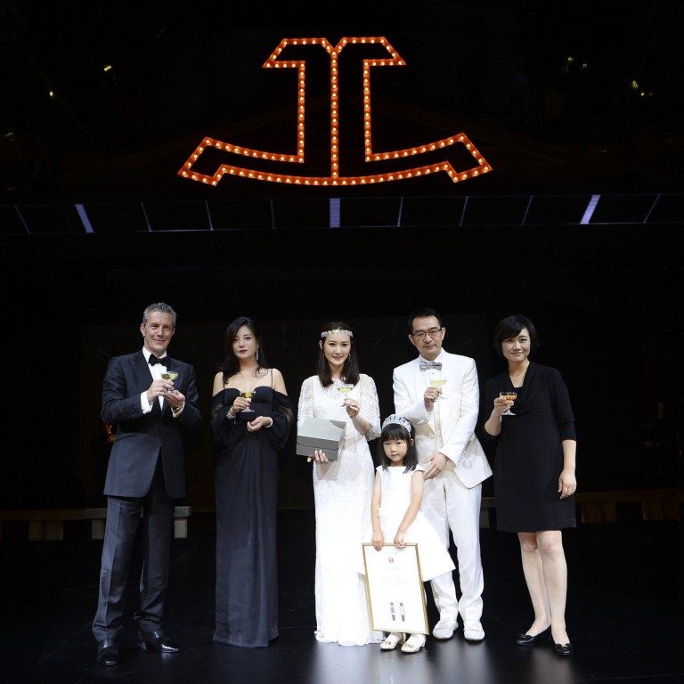 Lucky bidders win the limited-editionJaeger-LeCoultre Reverso One Duetto Moon.