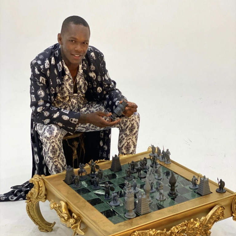 Israel Adesanya. Photo: @stylebender/Instagram