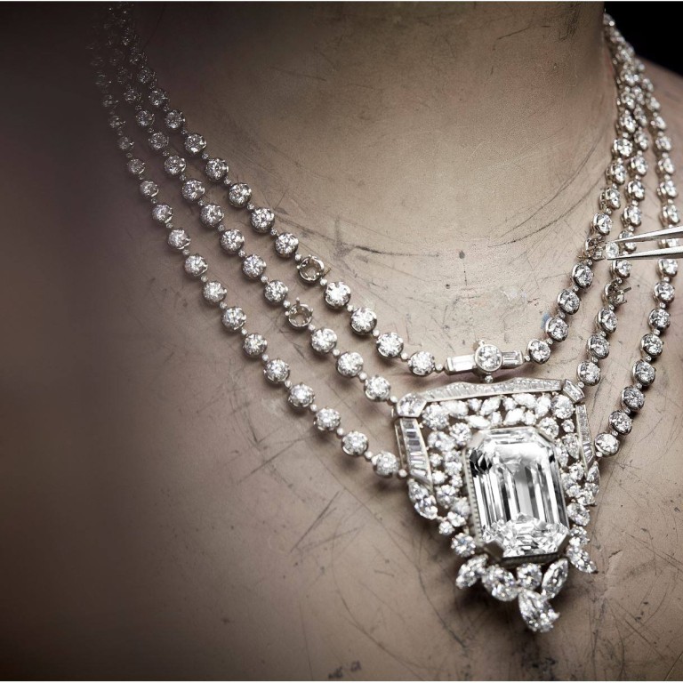 Chanel designs a 5555carat diamond necklace for the 100th anniversary of  its N5 perfume  Vogue France