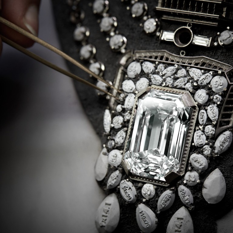 Chanel Pays Homage To N°5 Perfume With a High Jewellery Collection