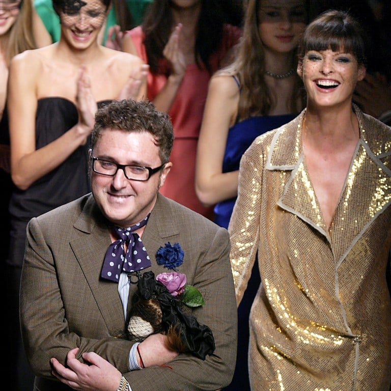 Designer Alber Elbaz after his show for Lanvin 12 in Paris during the ready-to-wear spring/summer 2004 collections in October 2003. Elbaz has died aged 59, the Richemont luxury group said on April 25, 2021. Photo: AFP