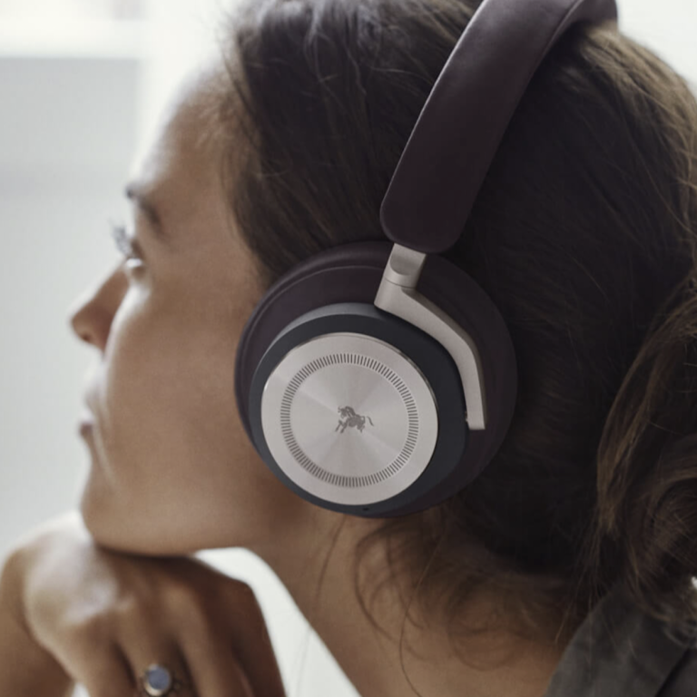 Bang & Olufson Beoplay HX Review 2021: Comfortable Over-ear Headphones