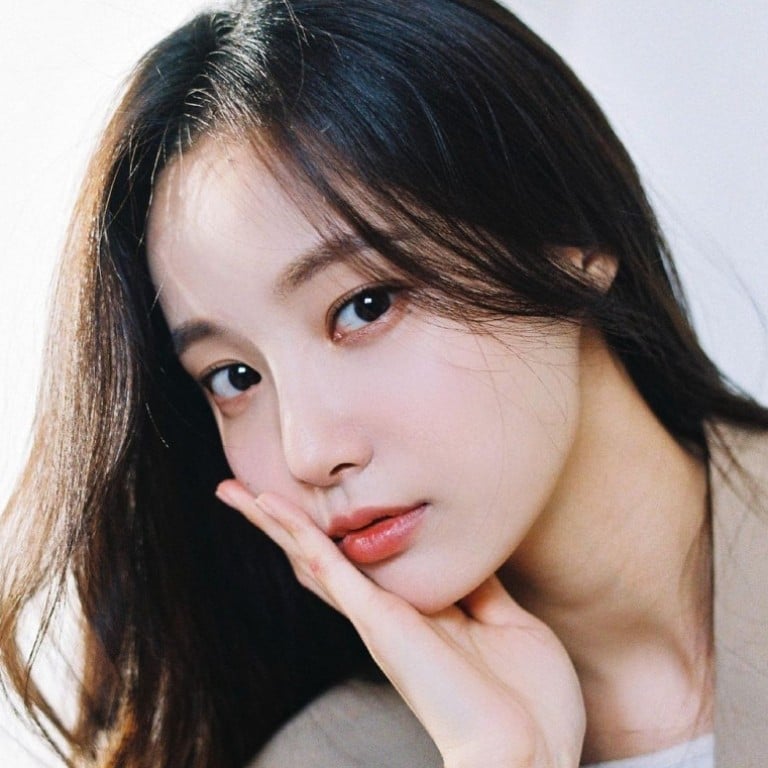 Are Lee Min-ho and Yeonwoo really dating? Meet the budding K-drama starlet  who traded a K-pop idol career with girl group Momoland for TV | South  China Morning Post
