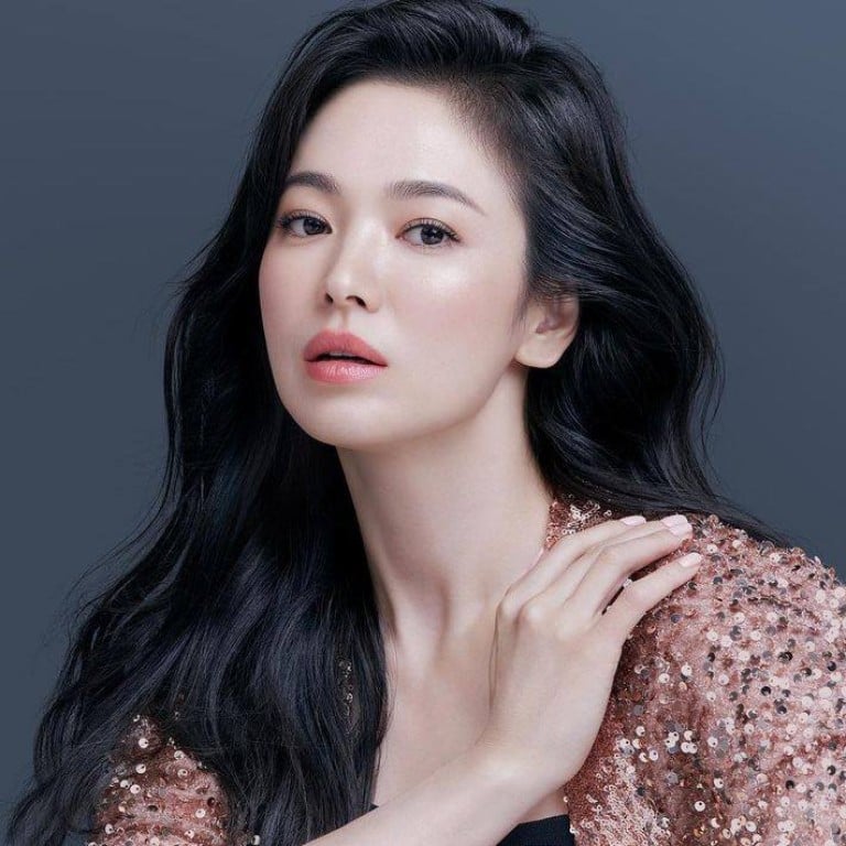Song Hye-kyo Breaks Her Mystic Image to Connect with Fans