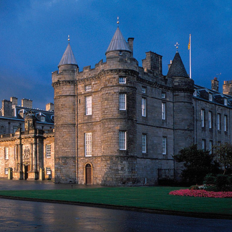 Palace of Holyroodhouse. Photo: @Trad_West_Art/Twitter