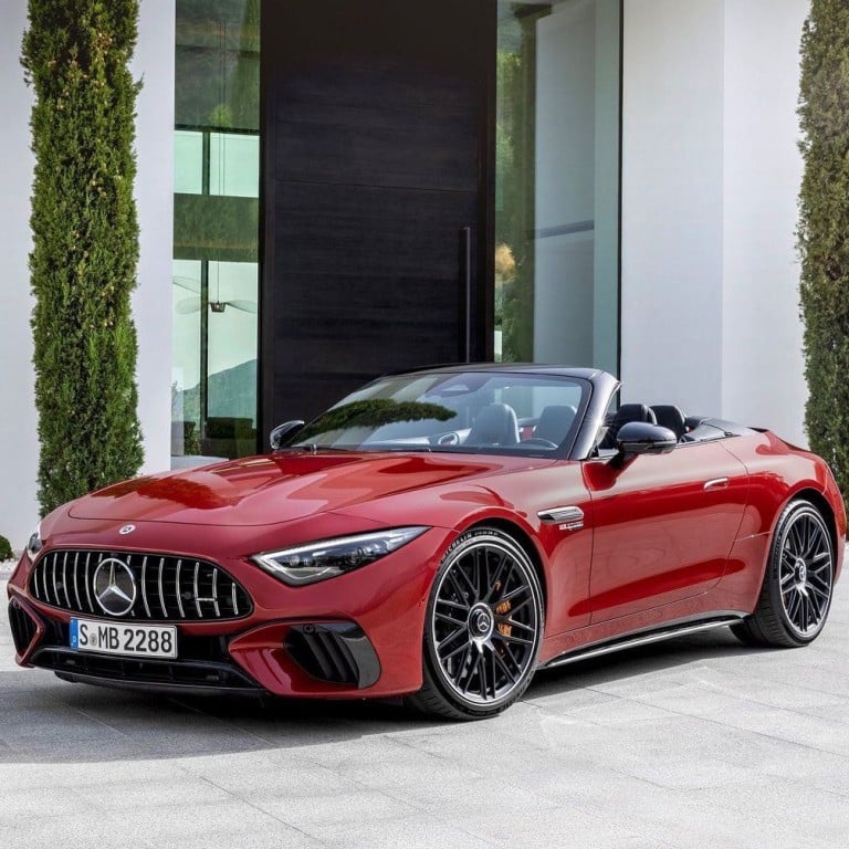 The new Mercedes AMG-SL model. Photo: @joeyantwi/Twitter