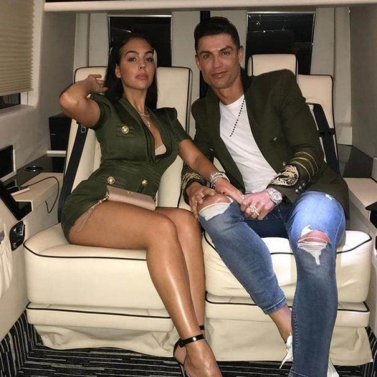 The suitcase Louis Vuitton Cristiano Ronaldo on his account Instagram