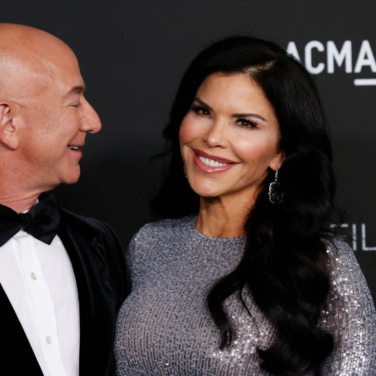 Amazon founder Jeff Bezos and his girlfriend, Lauren Sánchez. Photo: AFP