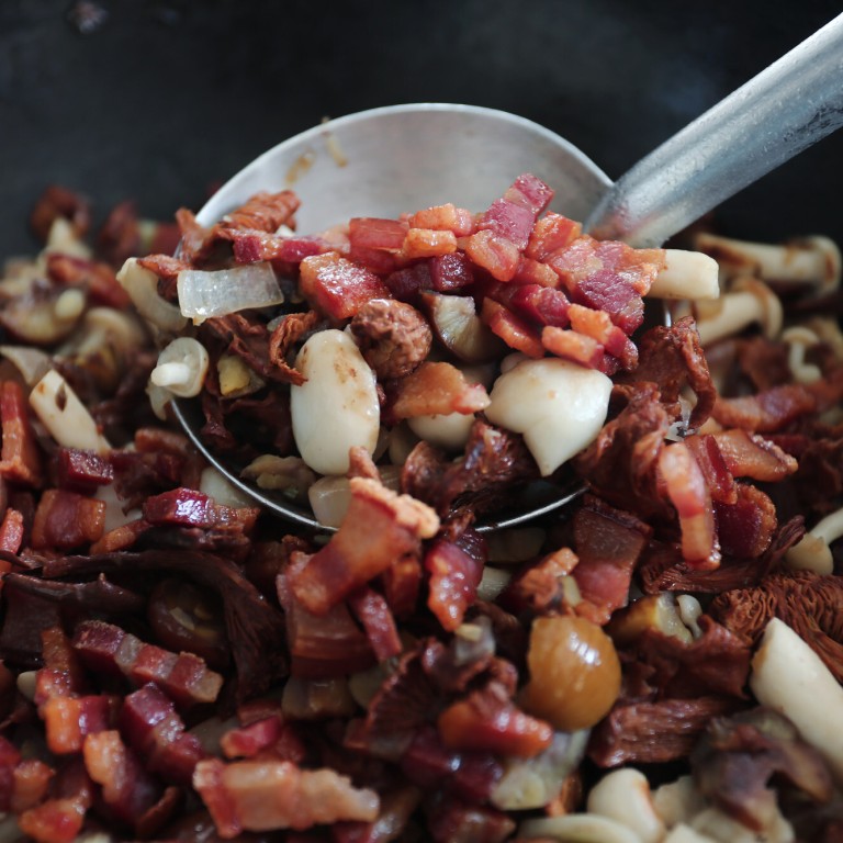 Hong Kong Street Food Roasted Chestnuts In Chinese Brass Pan Or Wok On A  Stove Over Hot Black Stone Stock Photo - Download Image Now - iStock